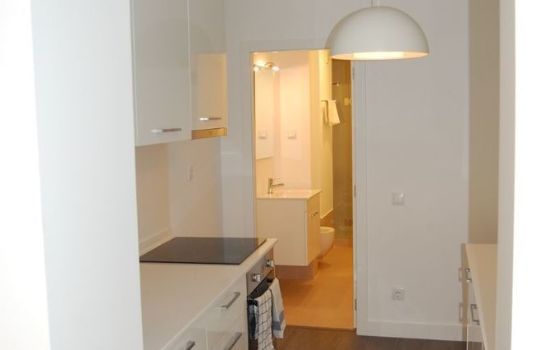 Wallis Apartments
