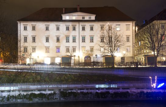 Zois Apartments