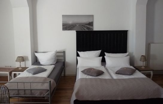 Hotels Near Dat Otto Huus