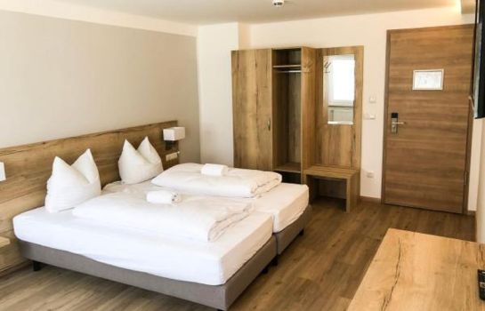 Hotel am Kumpfmhler Kastell