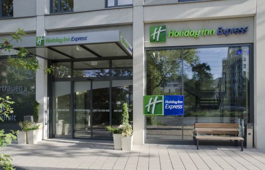 Rafaela Hotel Heidelberg : Heidelberg university library and heidelberg