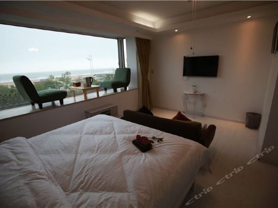 Hotel Dream Town Seaview Holiday Villa (Qingdao Shilaoren Bathing Beach)