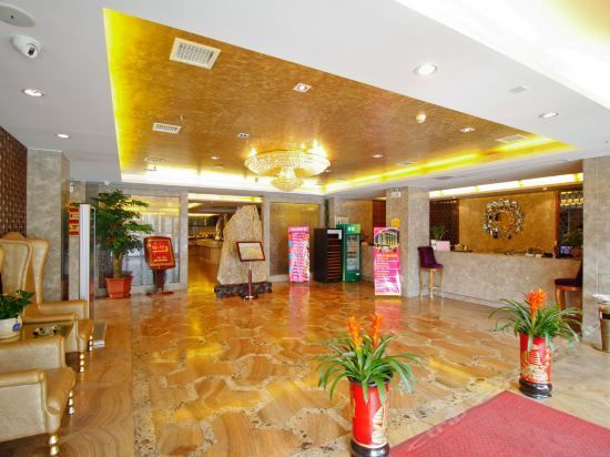 Junding Huayue Hotel (Hefei Guogou Plaza)
