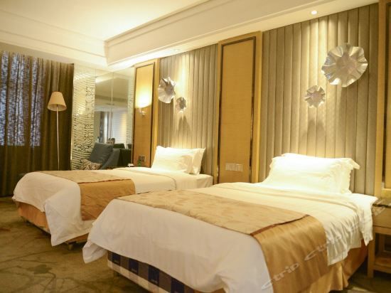 Hotel 黄石大冶光辉岁月经典酒店 (Huangshi)
