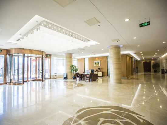 Qingdao Rouhigh Hotel