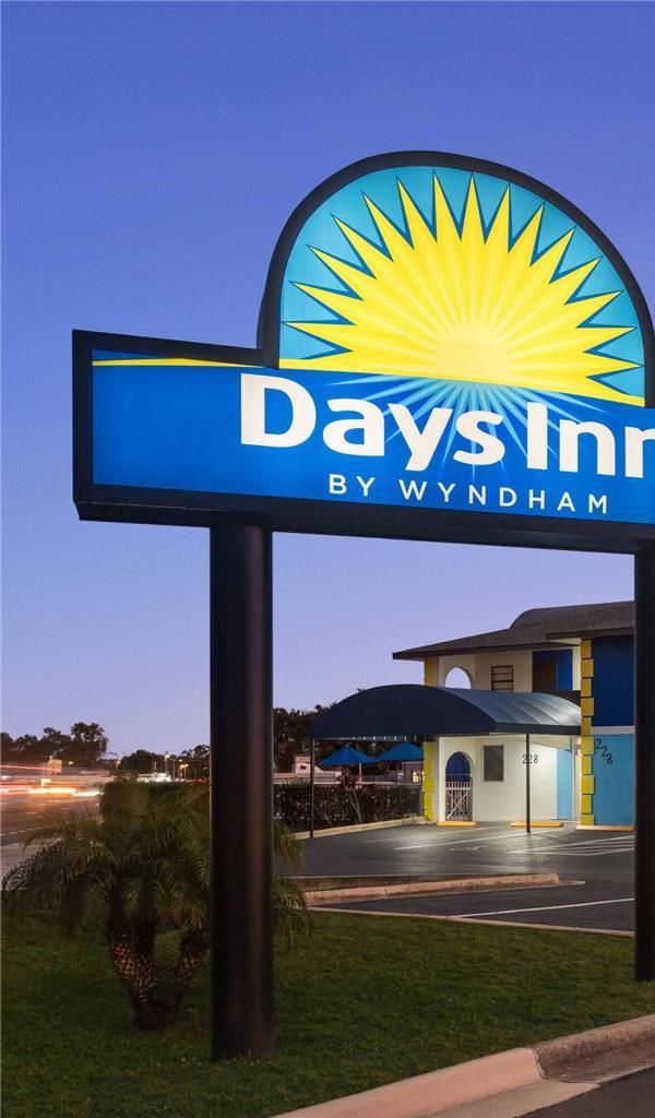 Days Inn By Wyndham Apopka/orlando - Apopka, FL