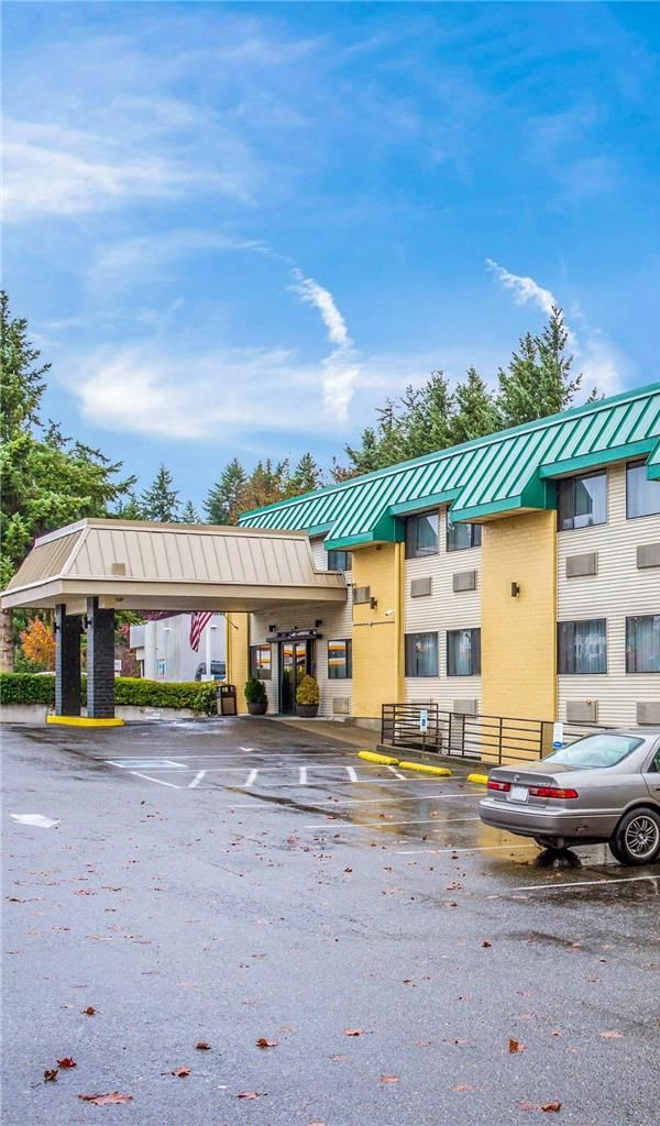 Quality Inn & Suites Lacey Olympia - Olympia, WA