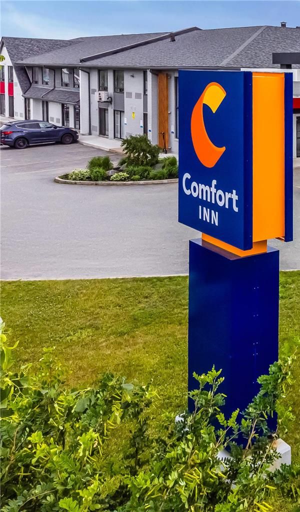 Comfort Inn East - Sudbury