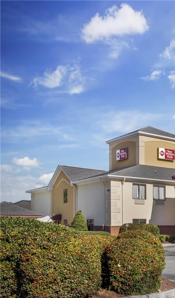 Best Western Plus Suites-greenville - Greenville, NC