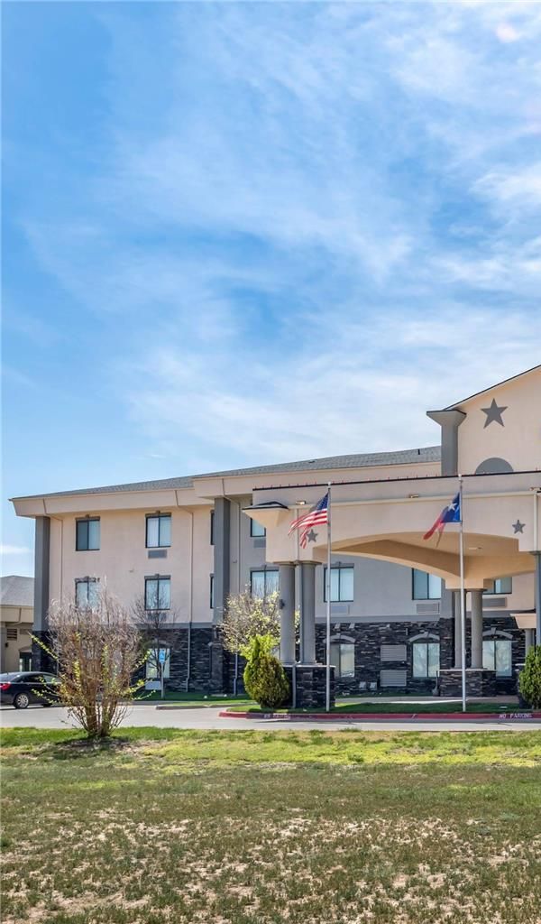 Comfort Inn & Suites Lubbock West - Lubbock, TX