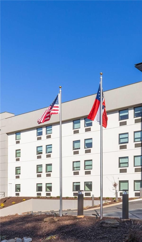 La Quinta Inn & Suites By Wyndham Atlanta Roswell - Alpharetta, GA