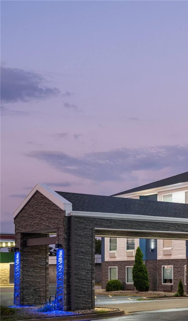 Americinn By Wyndham Urbana/champaign University Area - 香檳