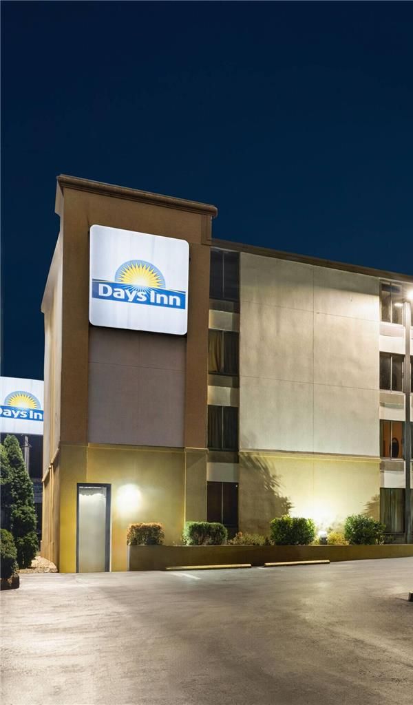 Days Inn By Wyndham Hagerstown I-70 - Hagerstown, MD