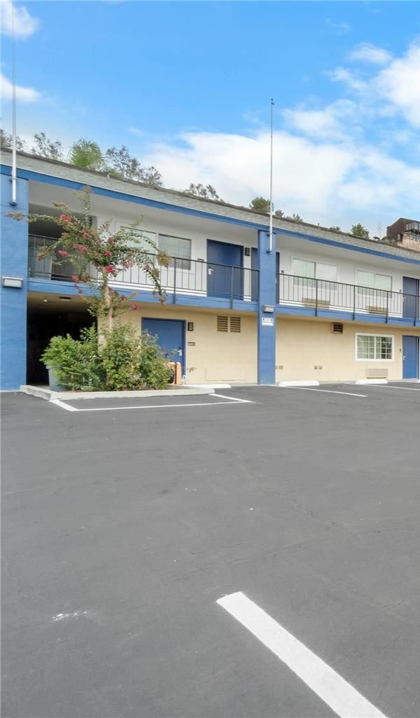 Travelodge By Wyndham Fairplex Pomona - Claremont, CA