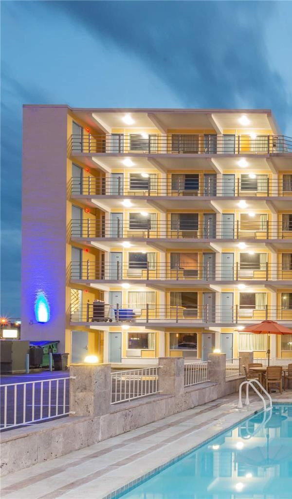 Howard Johnson By Wyndham Virginia Beach At The Beach - Virginia Beach, VA