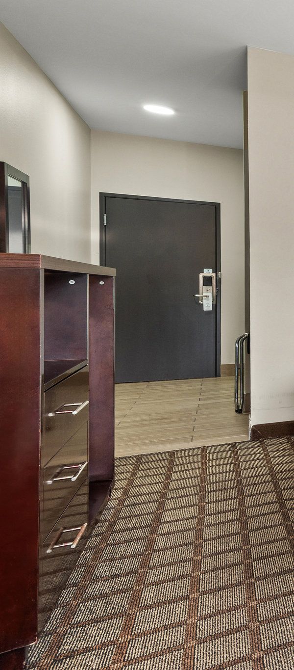 Red Roof Inn Baton Rouge - Baton Rouge, LA