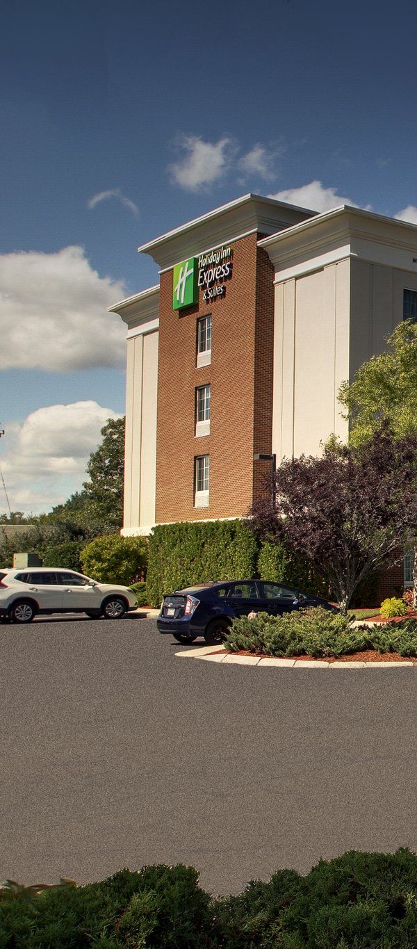 Holiday Inn Express & Suites Middleboro Raynham By Ihg - Taunton, MA