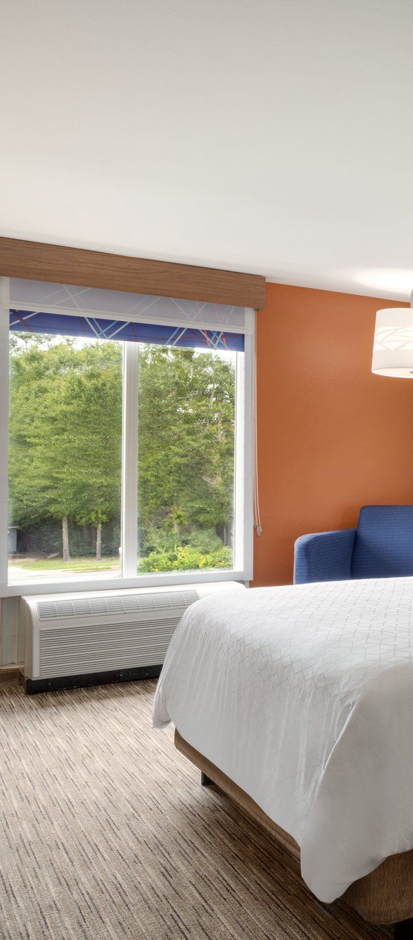 Holiday Inn Express & Suites Opelika Auburn By Ihg - オーバーン, AL