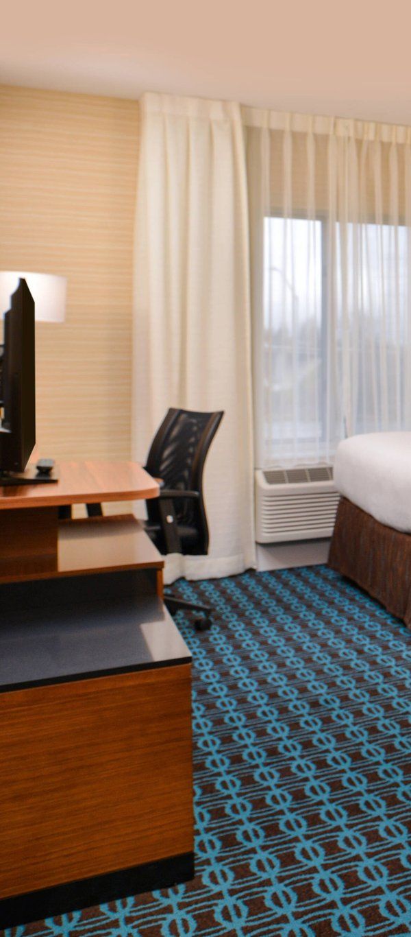 Fairfield Inn And Suites By Marriott Eugene East-springfield - Eugene, OR