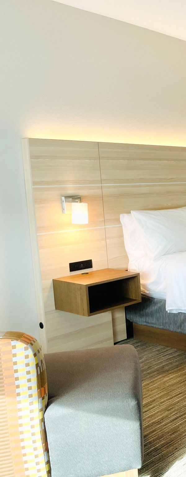 Holiday Inn Express & Suites Blythe By Ihg - Blythe, CA