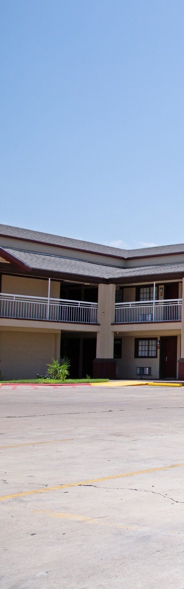 Oyo Hotel Mcallen Airport Sout - McAllen, TX