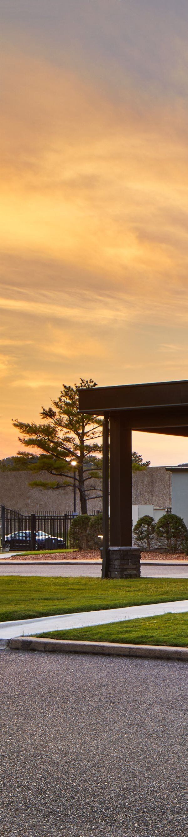 Courtyard By Marriott Memphis Airport - Memphis, TN