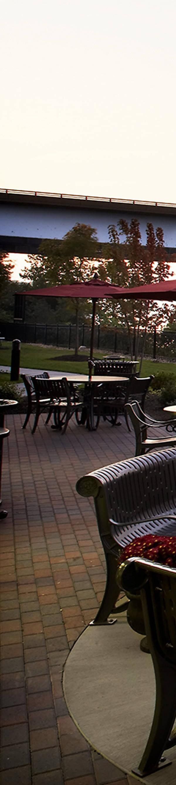 Fairfield Inn And Suites By Marriott Pittsburgh Neville Island - Pittsburgh, PA