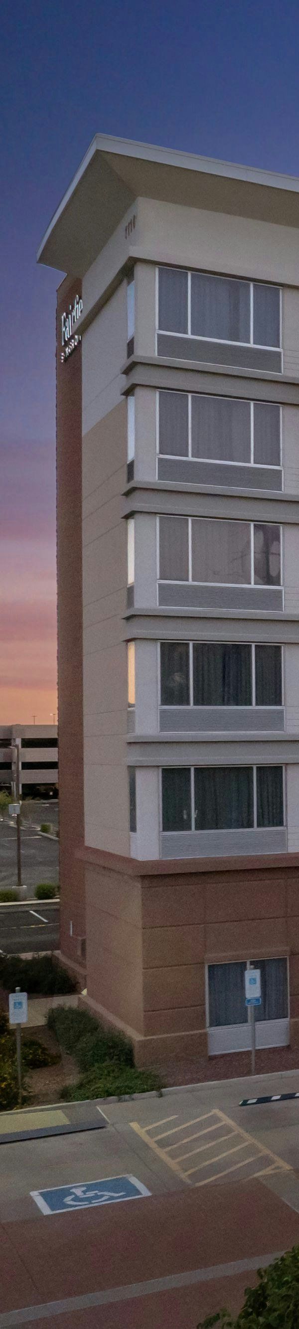 Fairfield Inn And Suites By Marriott Phoenix Chandler Fashion Center - Chandler, AZ