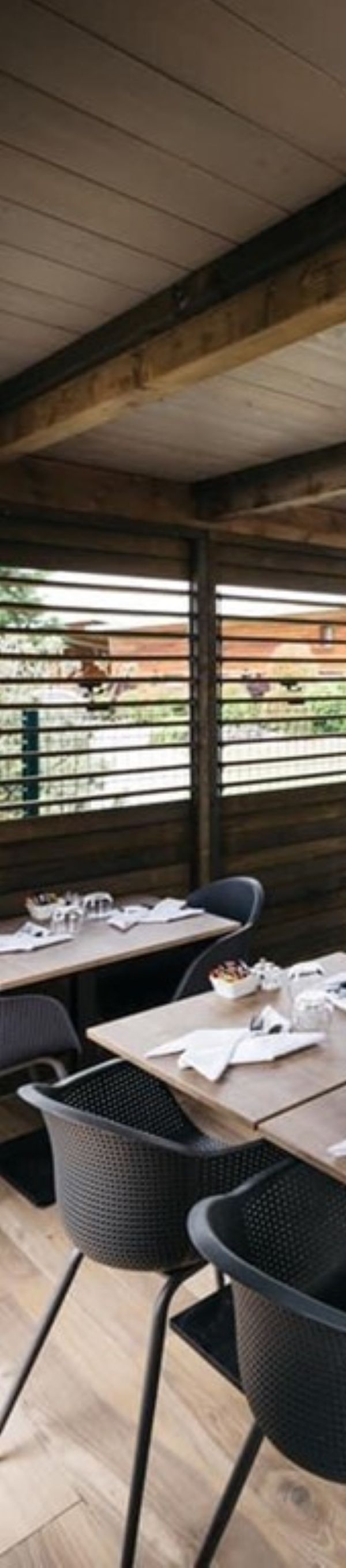 World Hotel - Saint-Vulbas