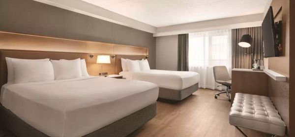 Oneida Hotel - Green Bay, WI