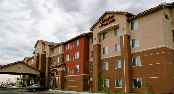 Hampton Inn & Suites Bakersfield North-airport - Bakersfield, CA