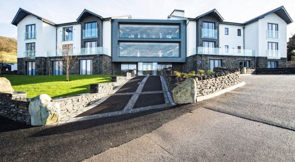 Cbh Low Wood Bay Resort And Spa - Ambleside