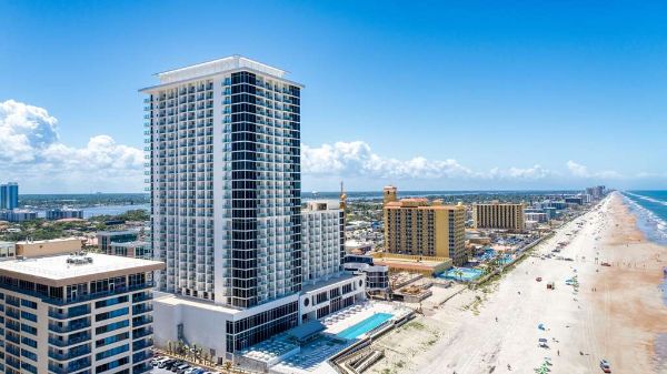 Daytona Grande Oceanfront Resort - Daytona Beach, FL