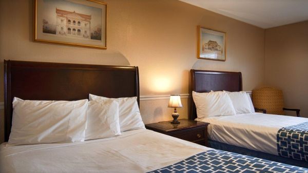 Alpine Inn And Suites - Rockford, IL
