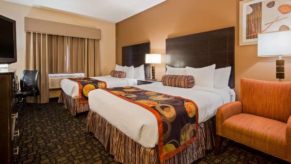 Best Western Plover-stevens Point Hotel & Conference Ctr - Stevens Point, WI