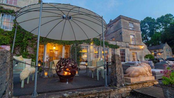 Cbh Burleigh Court Hotel - Stroud