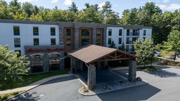 Hampton Inn & Suites Lake George - Lake George, NY