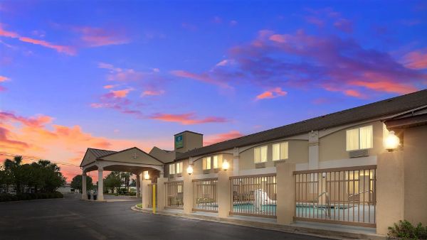 Surestay By Best Western Alexandria - 亞歷山德里亞