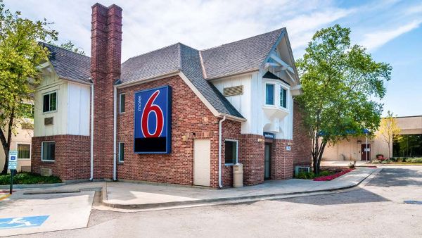 Motel 6 Chicago North Central-arlin - Arlington Heights, IL
