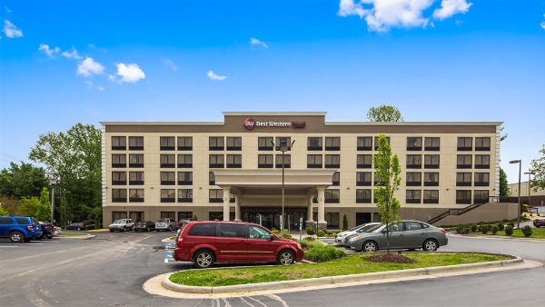 Best Western Plus Hanes Mall Hotel - Winston-Salem, NC