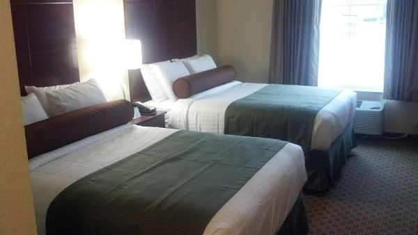 Cobblestone Hotel & Suites - Broken Bow - Broken Bow