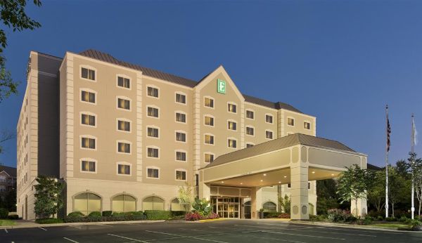 Embassy Suites By Hilton Dulles Airport - Ashburn, VA