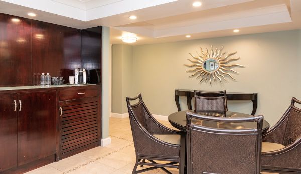 Dune House Hotel And Spa - Atlantic Beach, FL