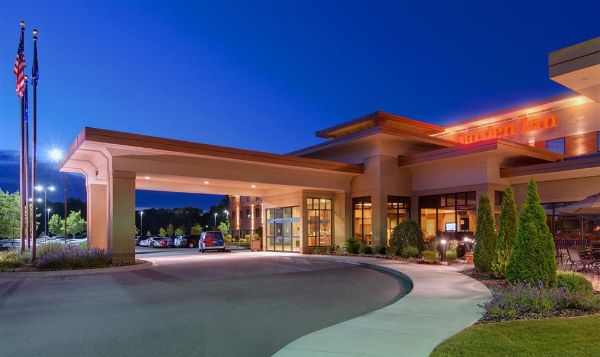 Hilton Garden Inn Milwaukee Airport - Milwaukee, WI