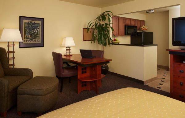 Larkspur Landing Roseville Extended Stay - Rocklin, CA