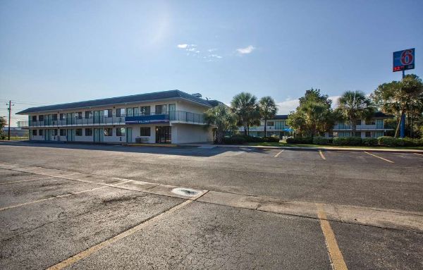 Motel 6 Valdosta University - Valdosta, GA