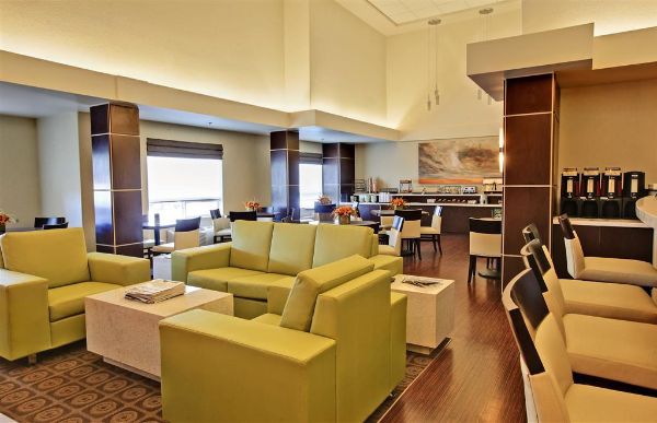 Homesuites Regina East - Regina