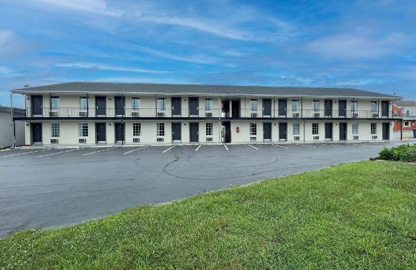 Americas Best Value Inn Lancaster - Lancaster, PA