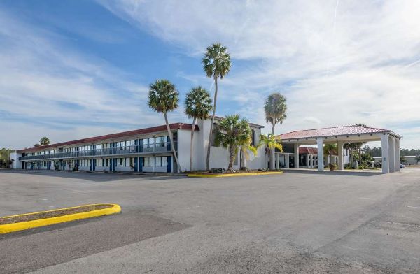 Motel 6 Spring Hill Weeki Wachee - Spring Hill, FL