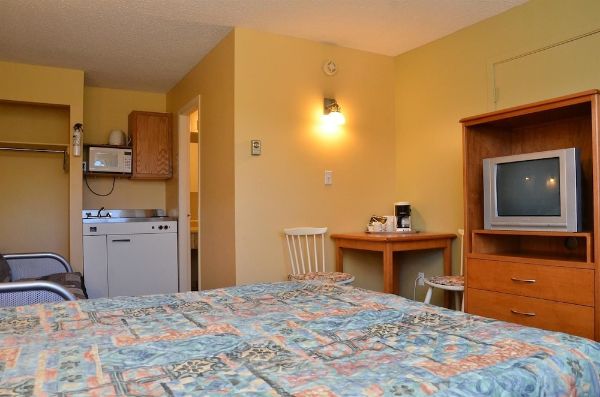 Canadas Best Value Inn Kelowna - ケロウナ